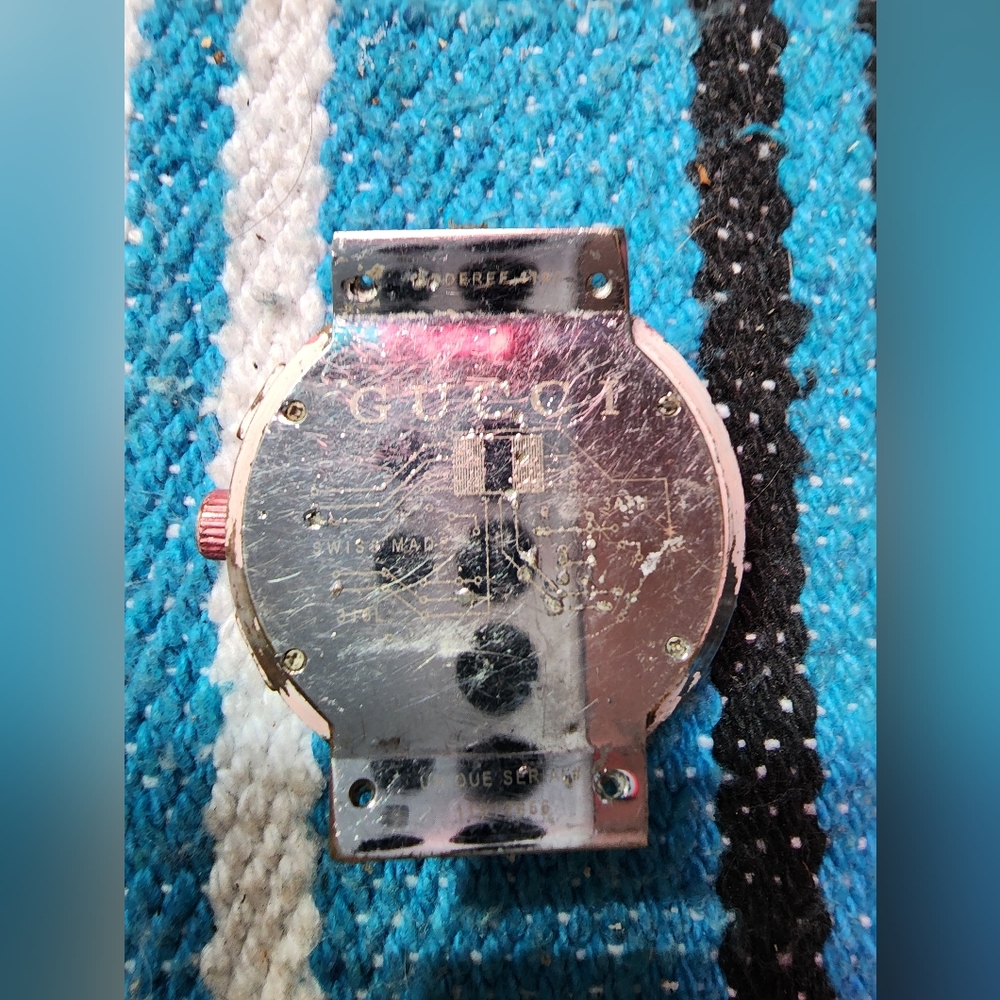 Gucci Watch - Picture 4 of 4